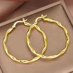 Sleek Contour Ear Cuff