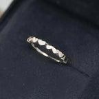 Dainty Heart Contour Ring