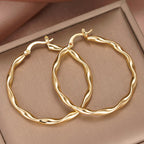 Sleek Contour Ear Cuff
