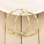 Sleek Contour Ear Cuff